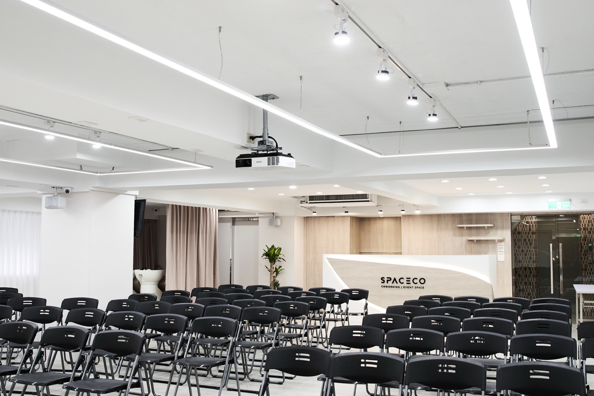 SPACECO台北中山國小館多功能展演廳照片